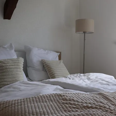 Ferienwohnung Mit Schminktisch 2Og * Grafenhainichen