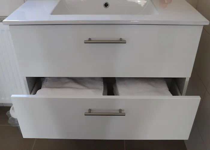 Ferienwohnung mit Schminktisch 2OG